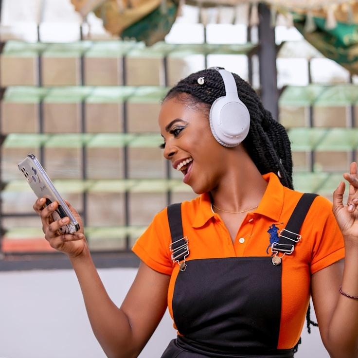 Portrait of Mira Valente, group coordinator and fusion cooking expert